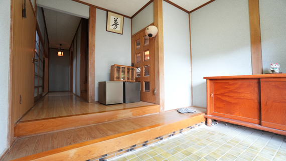 1980s wood house, 8-min walk to station, Wakayama
