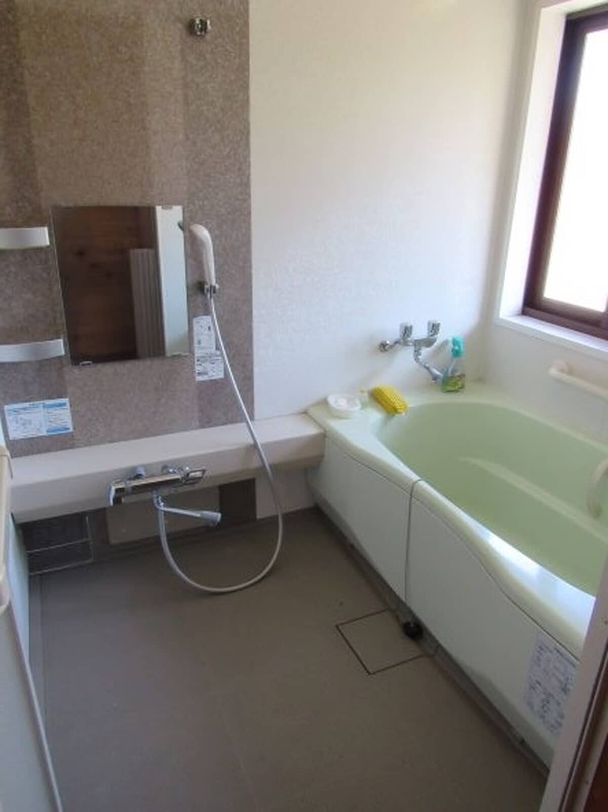 2000s wood house in Hiroshima