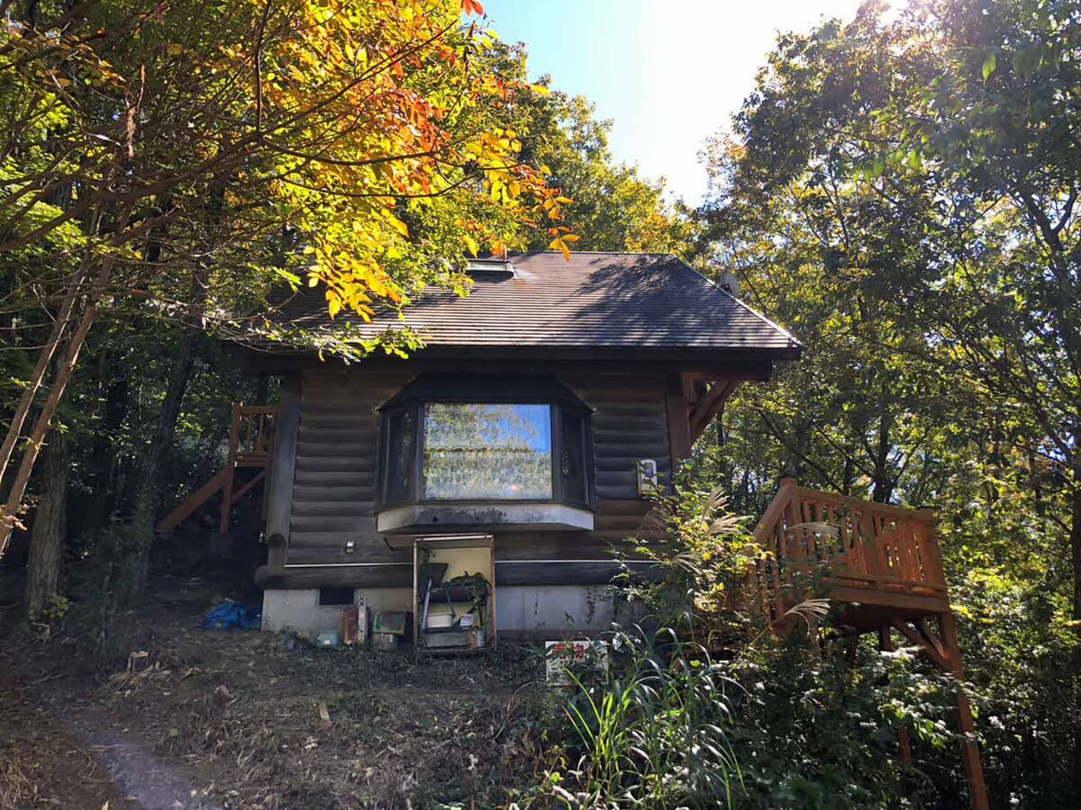1990s wood house in Hiroshima