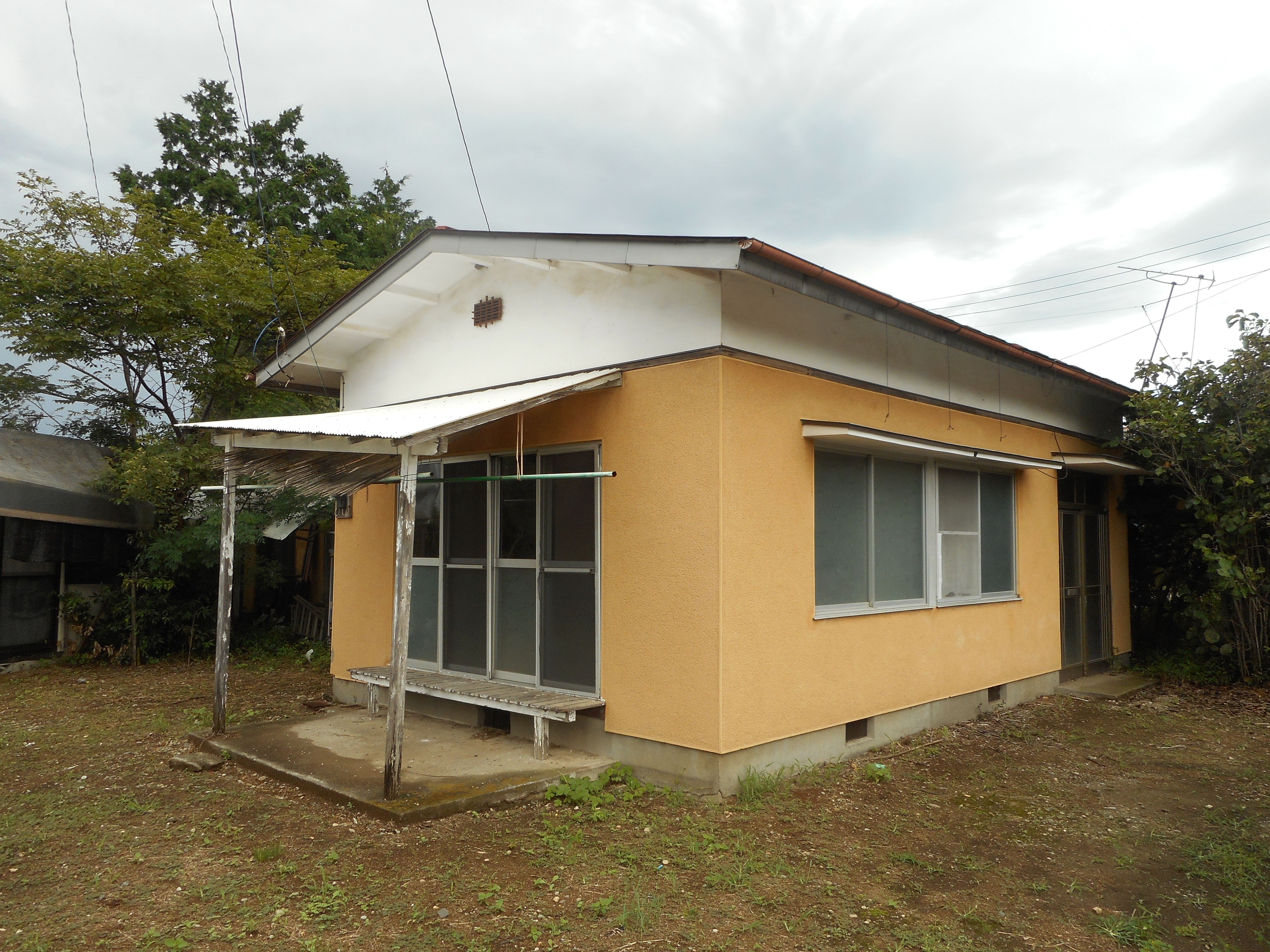 1970s wood house, 15-min walk to station, Tochigi