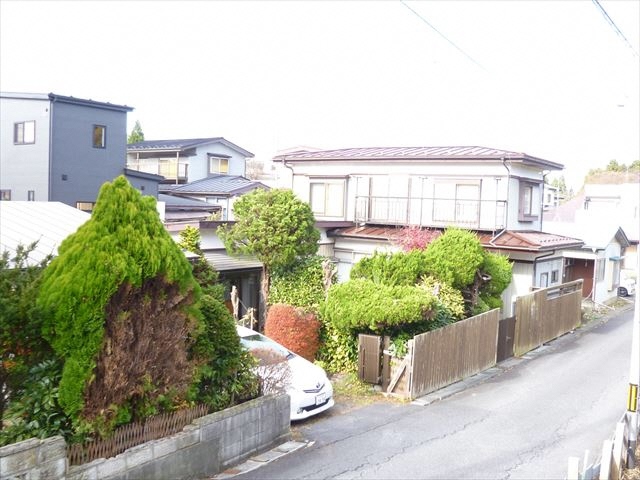 1970s wood house, 15-min walk to station, Aomori
