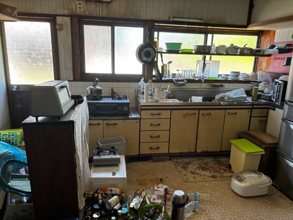 1970s wood house in Nagasaki