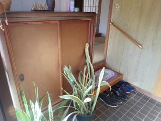1950s wood house, 16-min walk to station, Oita