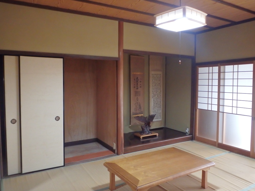 1970s wood house in Kagawa