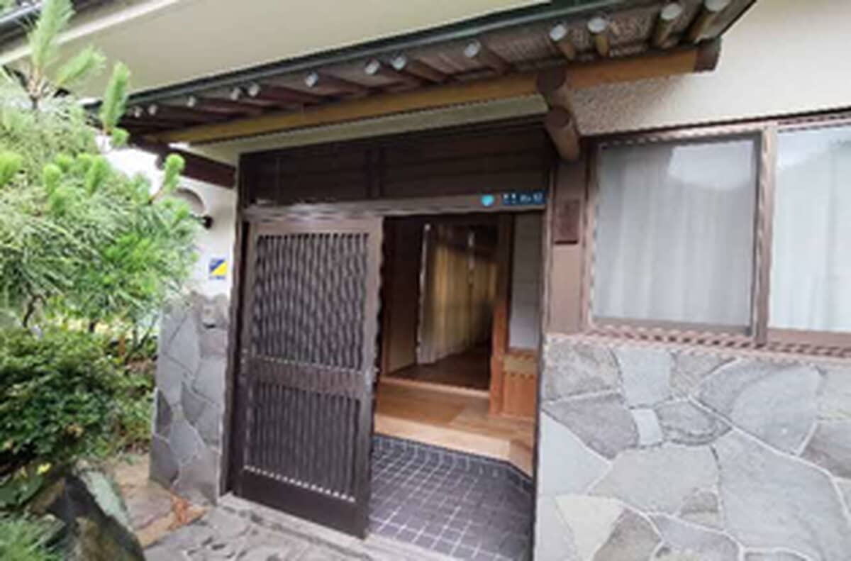 1960s wood house, 14-min walk to station, Hiroshima