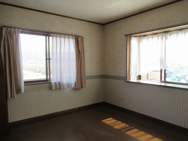 1990s steel-frame house in Nagano