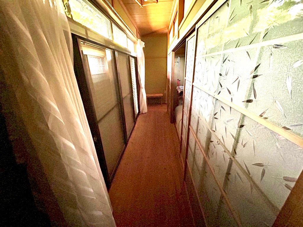 1980s wood house in Nara