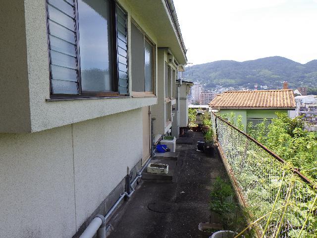 1970s wood house, 8-min walk to station, Nagasaki