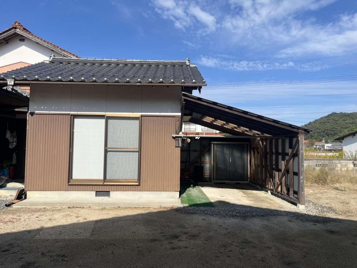 1970s wood house in Tottori