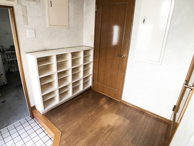 1990s wood house, 7-min walk to station, Aomori
