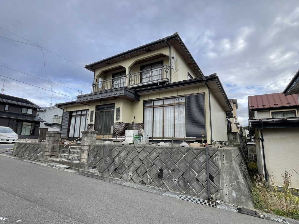 1980s wood house in Aomori