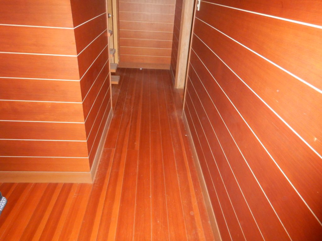 1980s wood house in Ehime