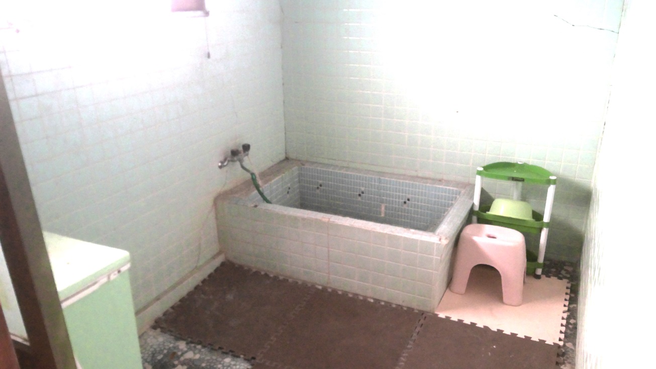 1970s house in Koyama, Kimotsuki, farmland, approval needed