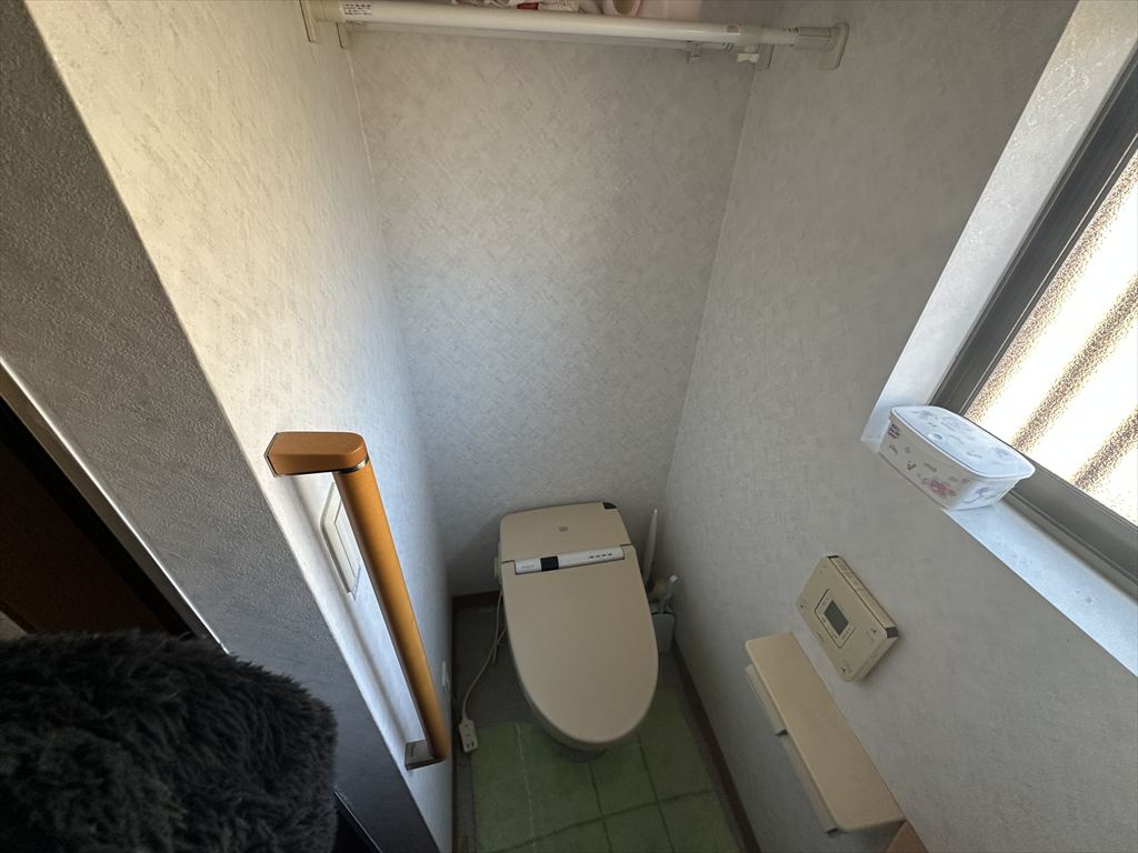 1980s wood house, 8-min walk to station, Gifu