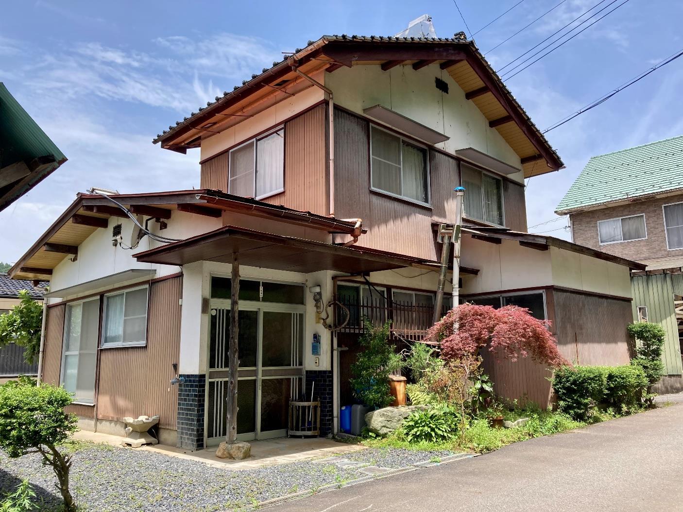 1970s wood house in Tottori