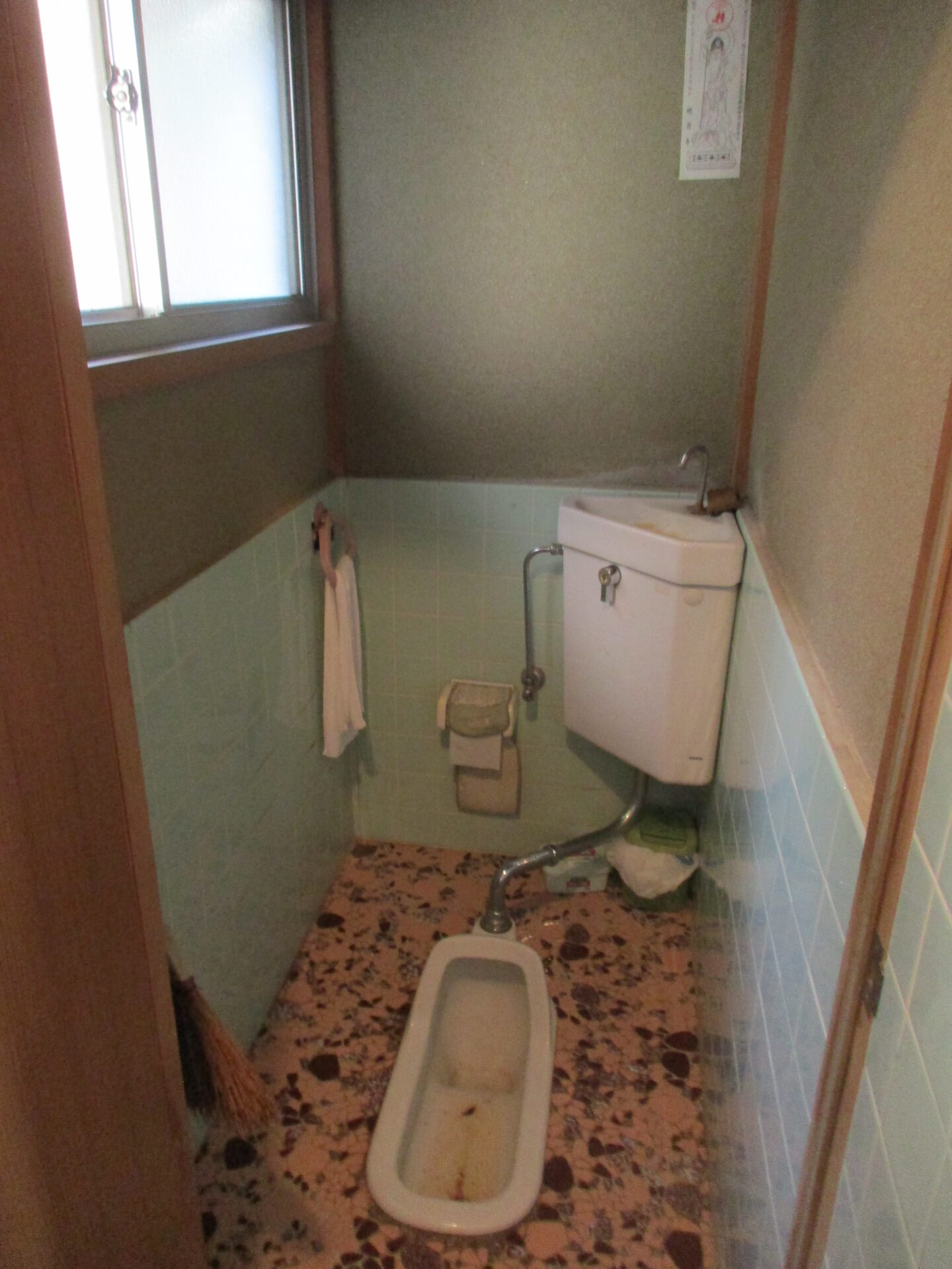 1930s wood house, 1-min walk to station, Shizuoka