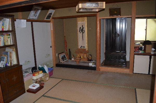 1960s wood house on a large plot in Hyogo