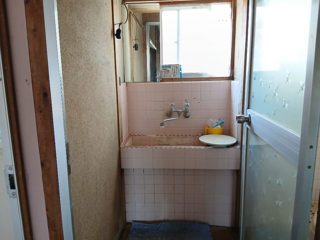 1960s wood house in Nagasaki