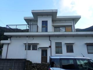 1980s concrete house, 15-min walk to station, Oita