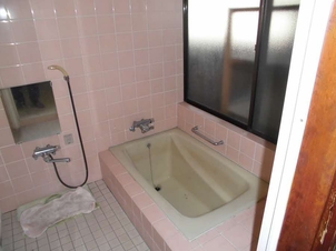 1960s wood house, 17-min walk to station, Shimane