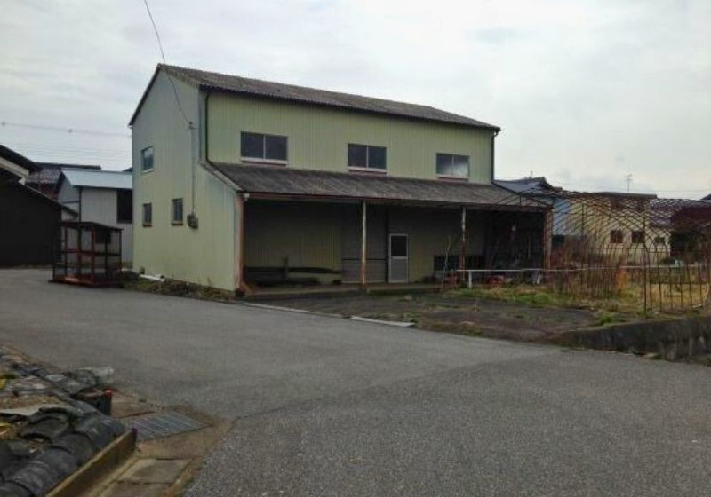 House with storehouses in Shiga