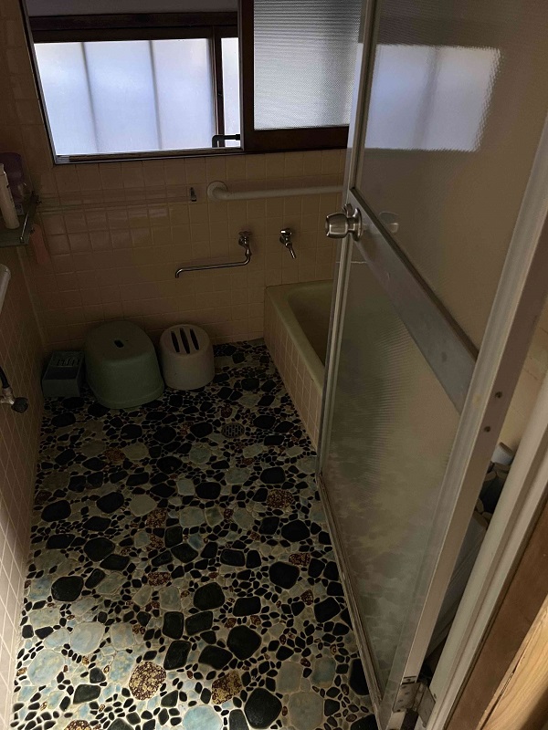 1960s wood house, 9-min walk to station, Tottori