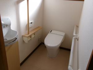 Gero Akiya Bank [Gero 044] 5.7M yen / Near Gero hot spring / Schools within 10-minute walk / Large property
