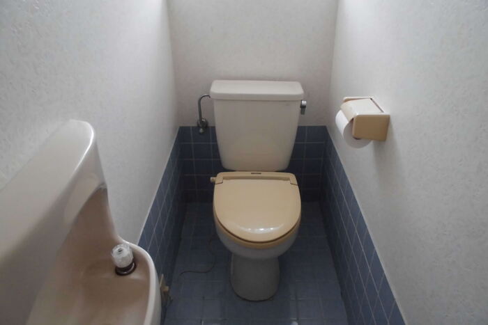 1990s wood house, 3-min walk to station, Kagawa