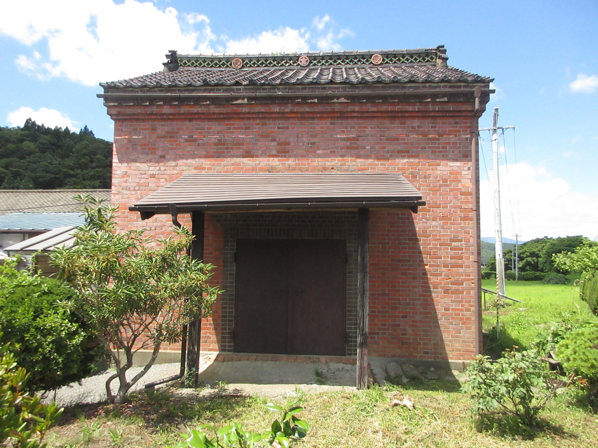 1970s house on a large plot in Iwate