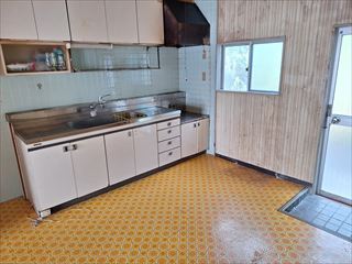 1980s concrete house in Yamaguchi