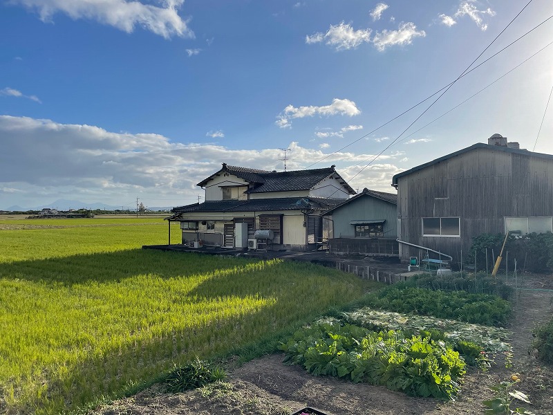 1960s wood house on a large plot in Saga