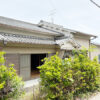 Property with a paddy field behind the house
