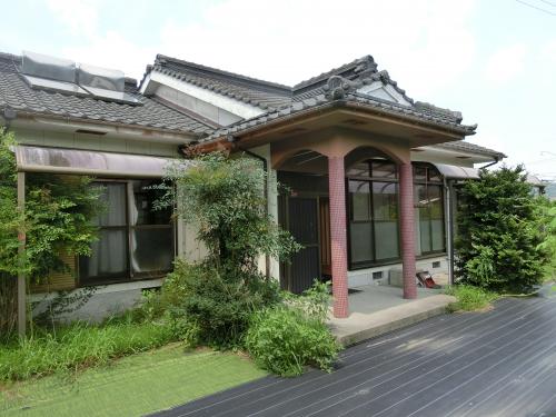1980s wood house, 8-min walk to station, Kawanishi, Yusui