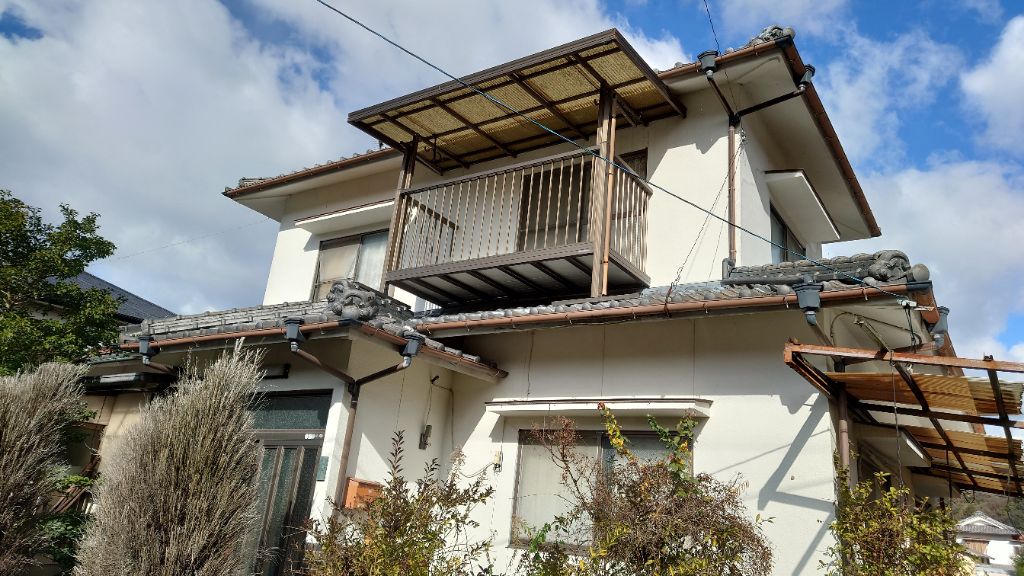 1980s wood house in Ehime