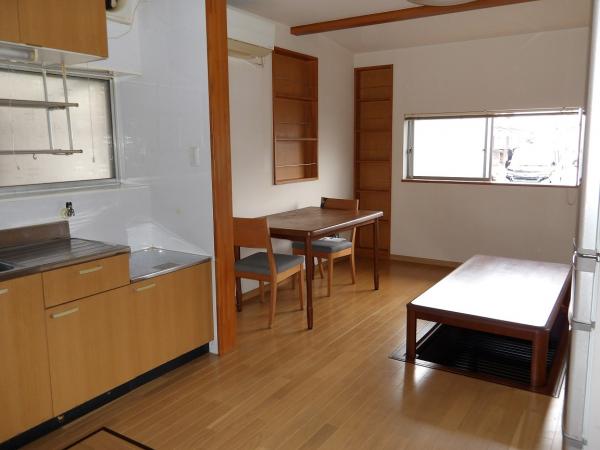 1970s wood house, 5-min walk to station, Ehime
