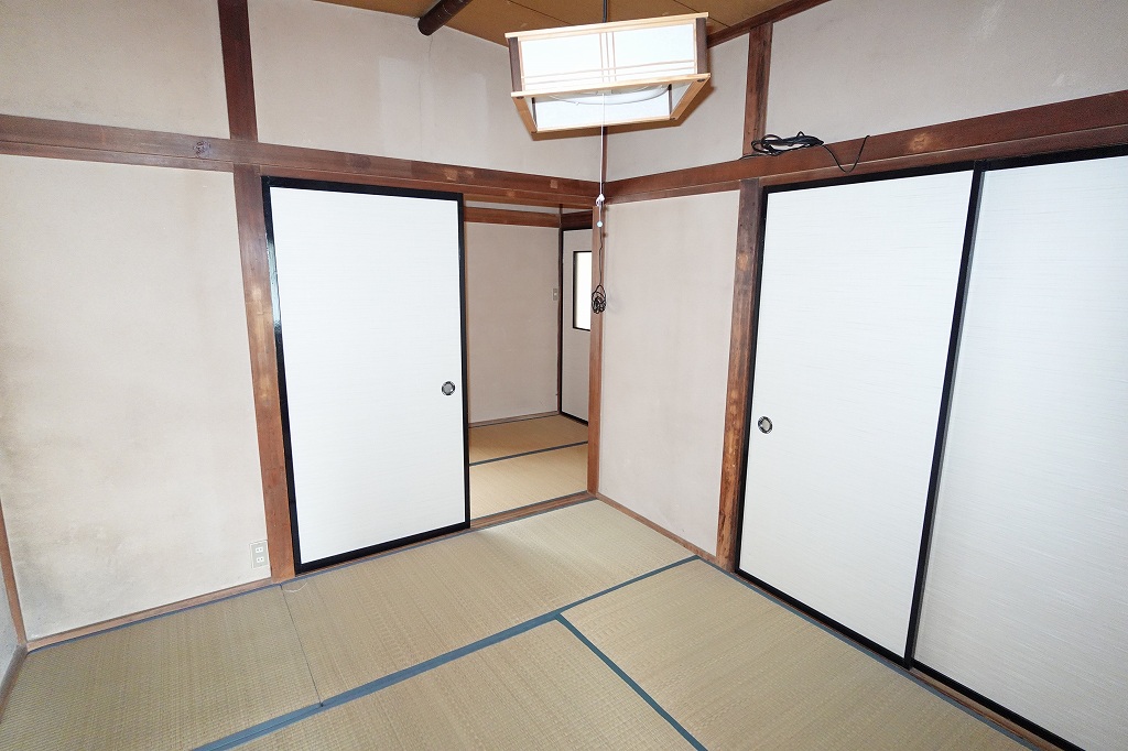 1960s wood house, 4-min walk to station, Nagano