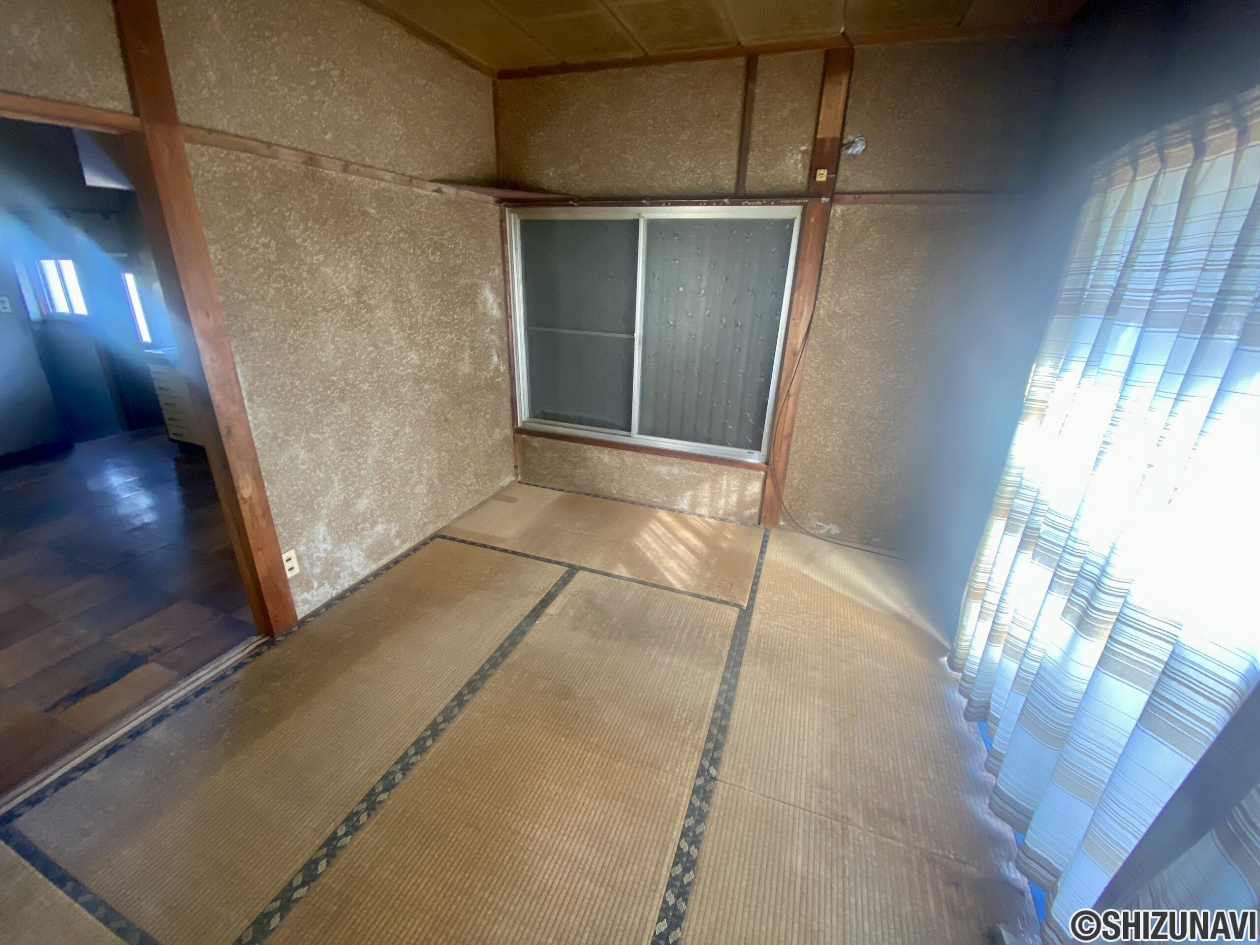 1970s wood house, 8-min walk to station, Shizuoka
