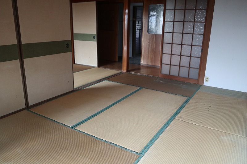 1960s wood house in Saga