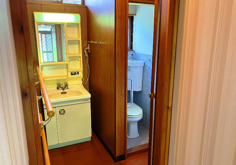 Wood house, 10-min walk to station, Gifu