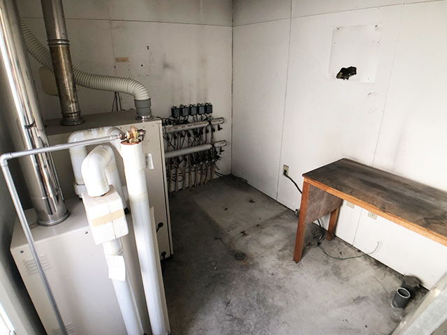 1990s wood house, 7-min walk to station, Aomori