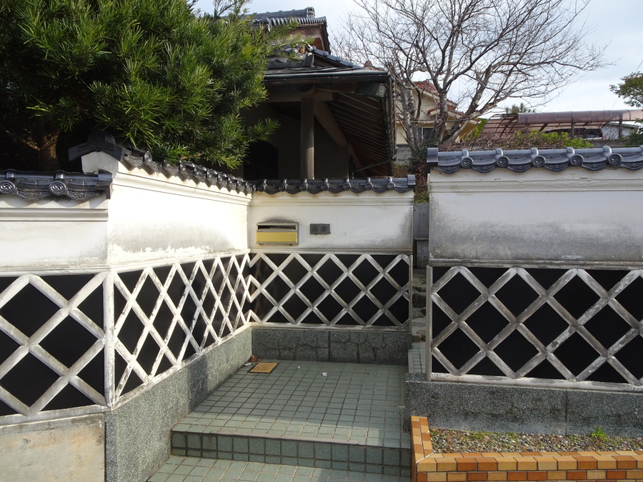 1980s wood house, 18-min walk to station, Shimane
