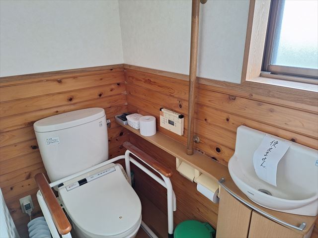 1960s wood house, 14-min walk to station, Yamaguchi