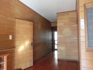 1970s wood house, 12-min walk to station, Kawanishi, Yusui