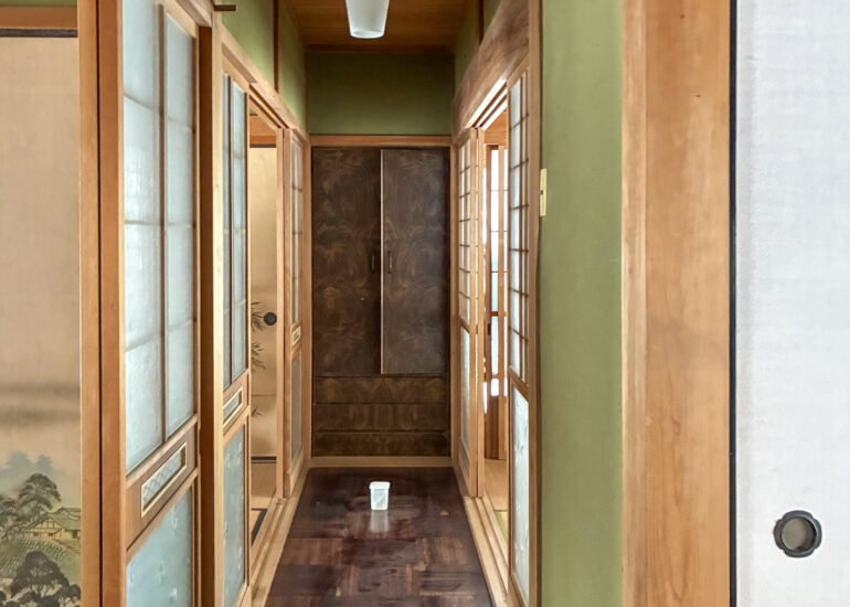 1970s wood house in Matsusaka Kahada