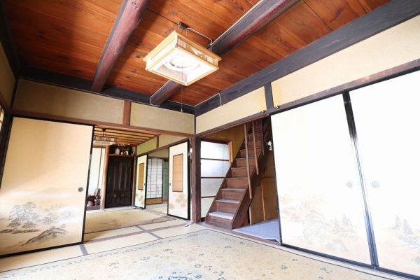 1970s wood house, 17-min walk to station, Shimane