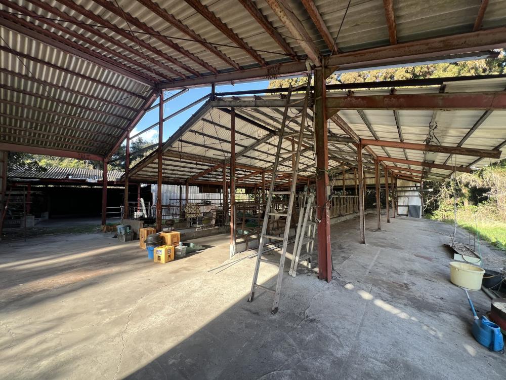 1990s steel-frame house with outbuildings in Aira, Kanoya