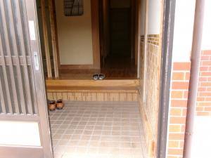 Gero City Akiya Bank [Hagihara 043] For sale 7M yen / Many rooms / Near childcare, hospital, junior high school, drugstore / Yet quiet location / Good sunlight!