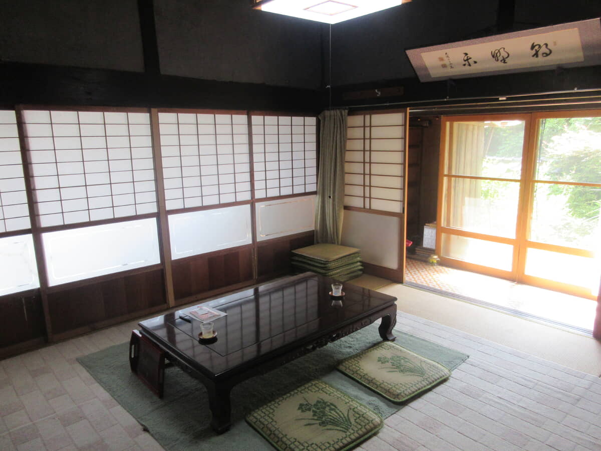 1880s wood house on a large plot in Hiroshima