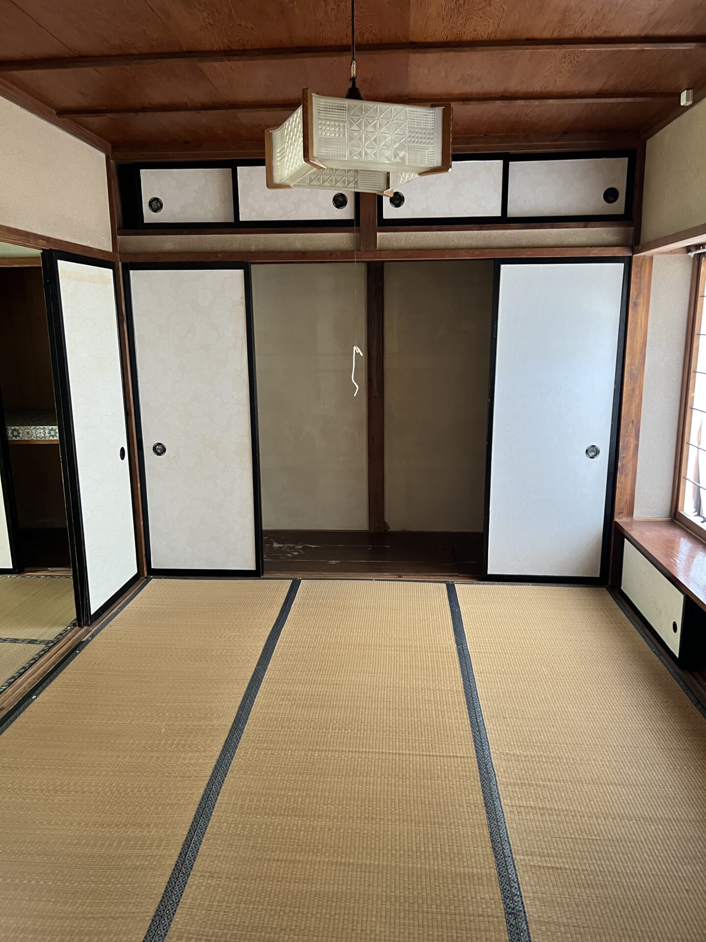 1960s wood house, 11-min walk to station, Shizuoka