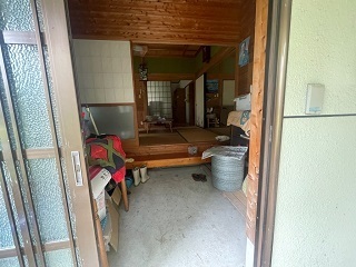 1990s house in Osumi, Soo, farmland, approval needed